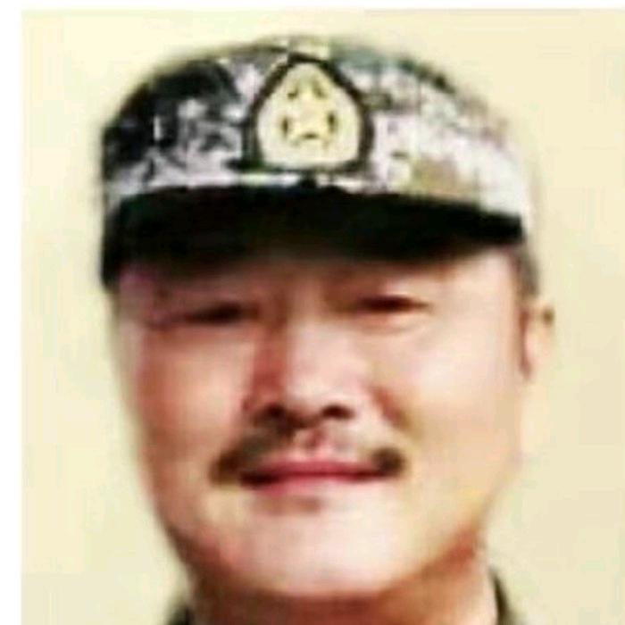 蚓上