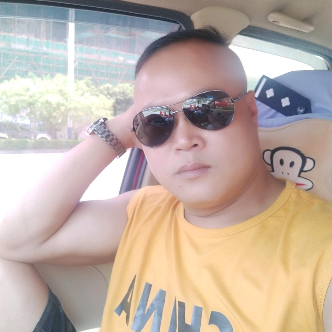 光头信，人民币不会骗人