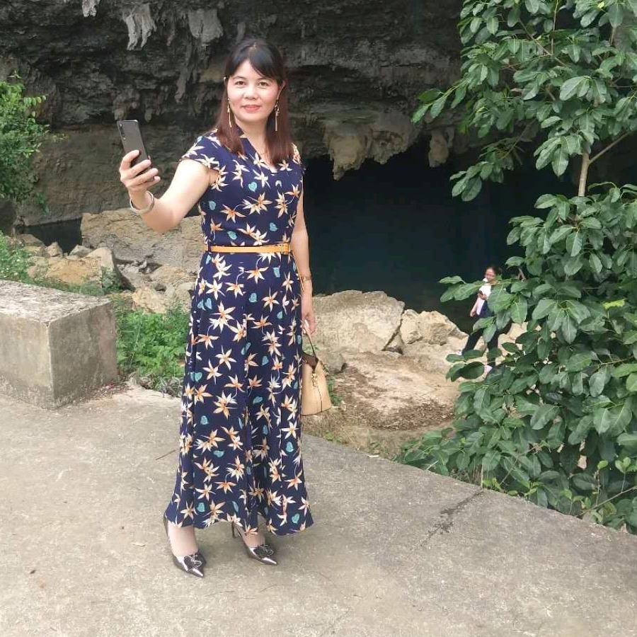 爱在春天。冯
