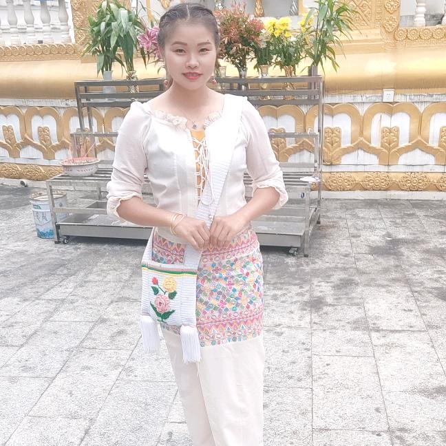 သၢဝ်ၼွင်တဝ်း 💅💅