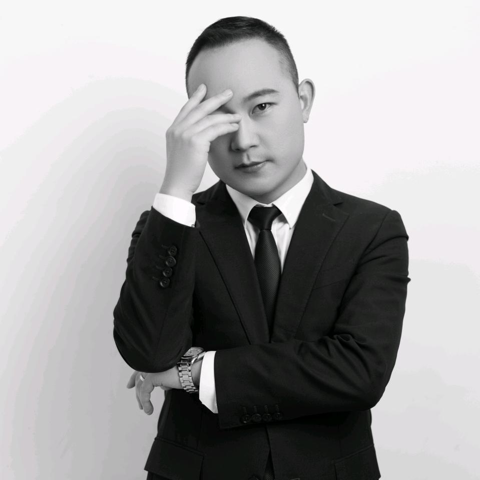 Miles Lee_李辉