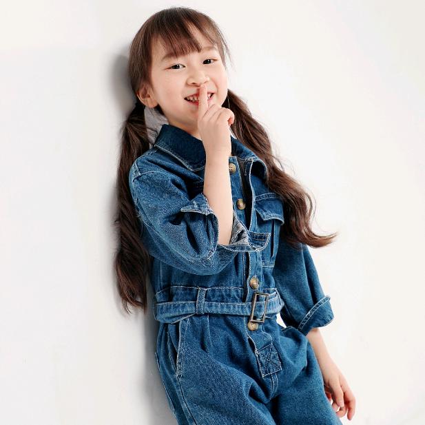 上海街头棒棒糖女孩👧