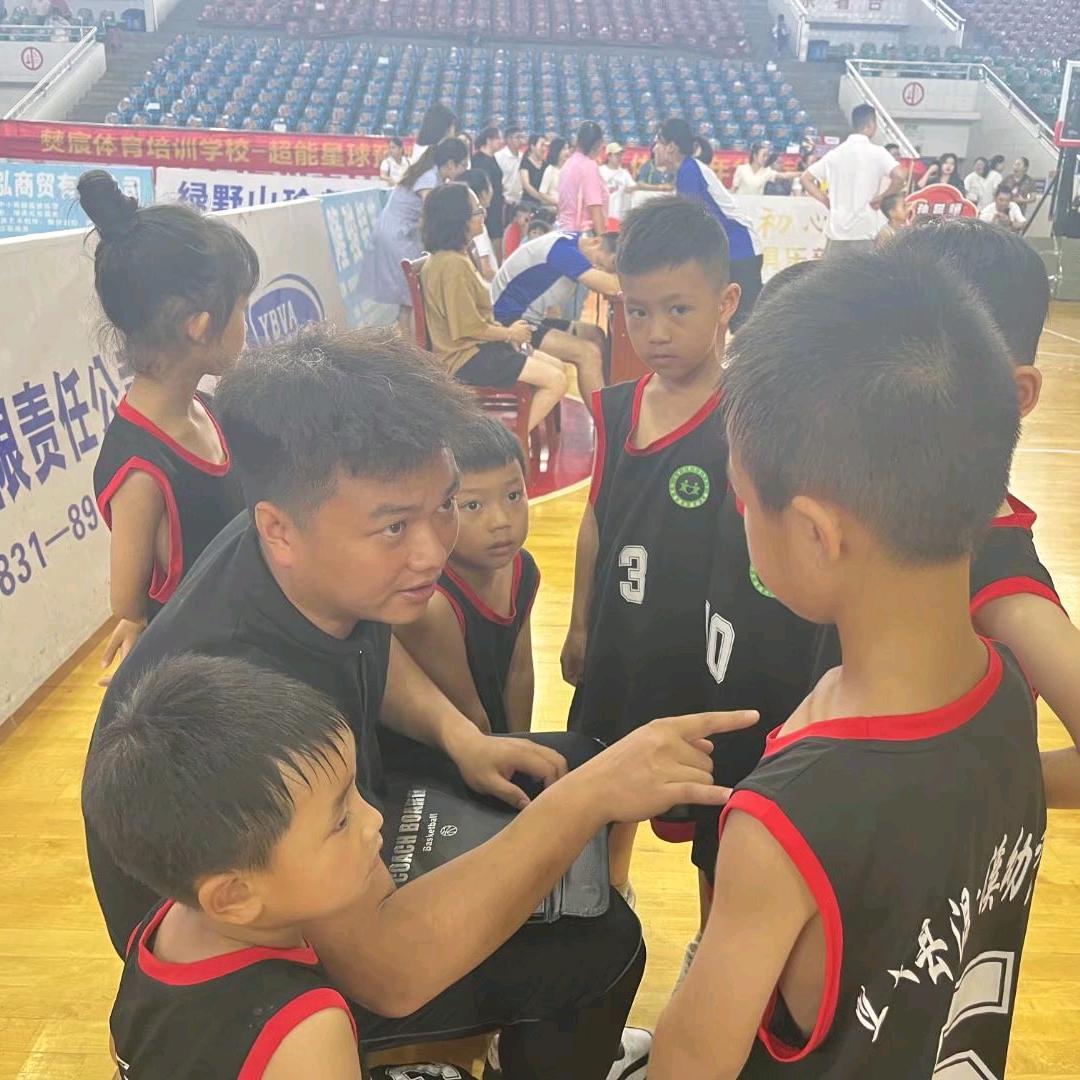 温 You 篮球宝贝🏀