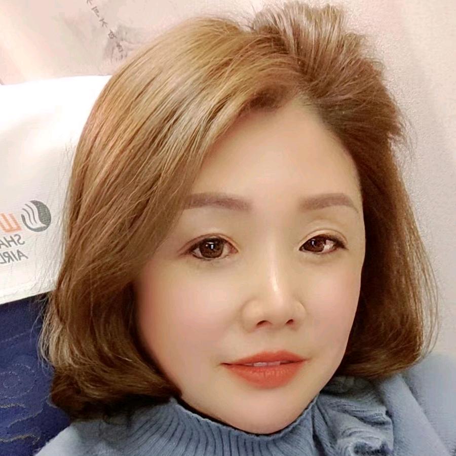 一号楼二楼B区　45号金盾商务男装