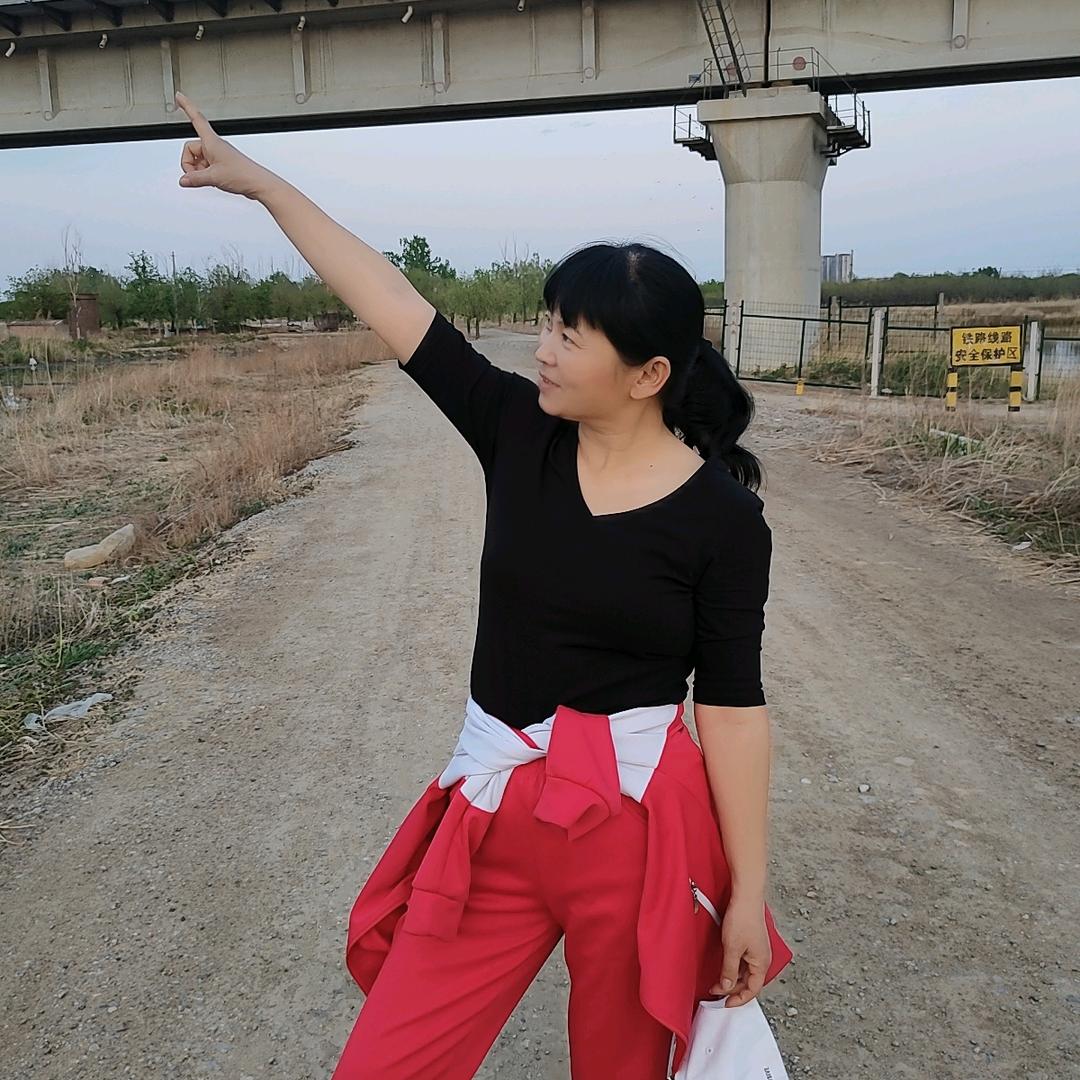 小苹果姐姐