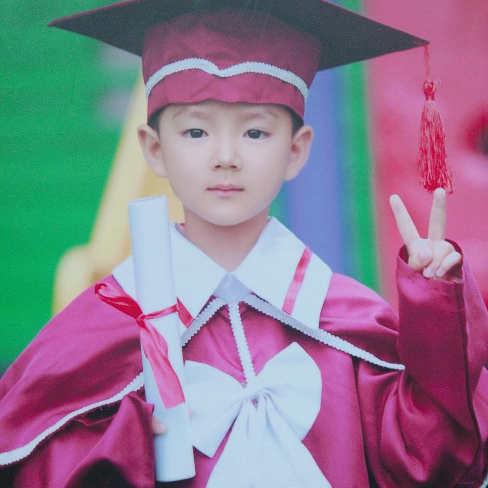 小彬彬🌈🇨🇳匚丅