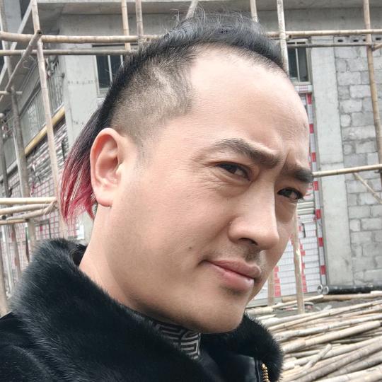 镇雄内外装饰·勇哥