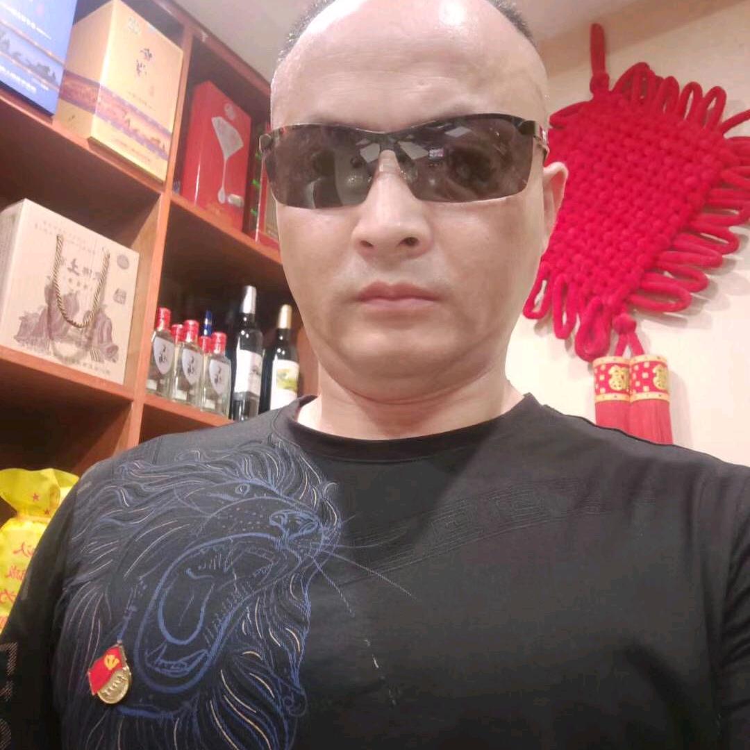 南充东观辣仔鸡餐饮管理有限公司