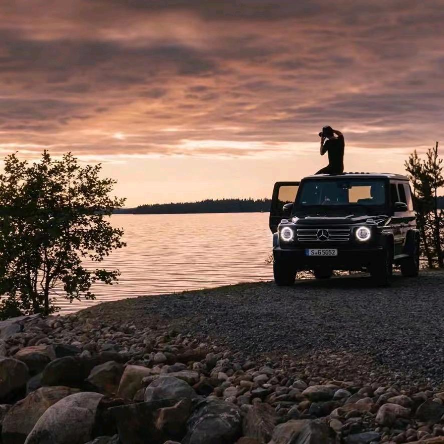 遇见酒吧店长-老亮