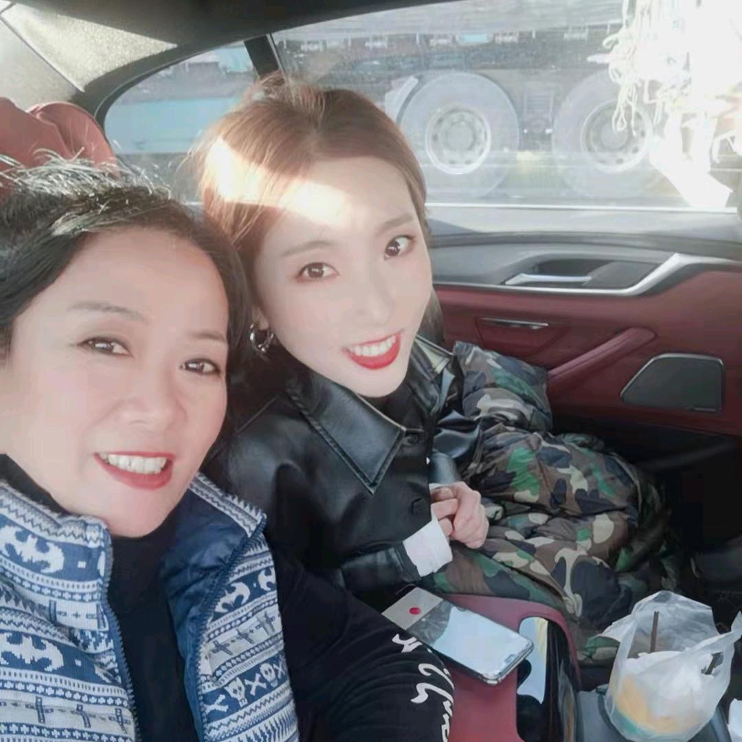 小莹老师的婆婆