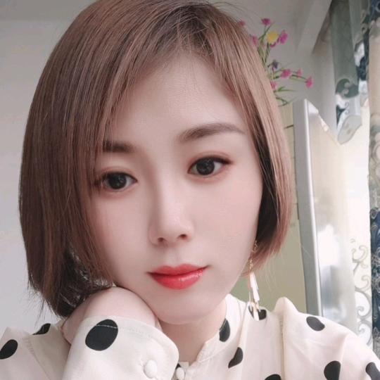 中昊服饰