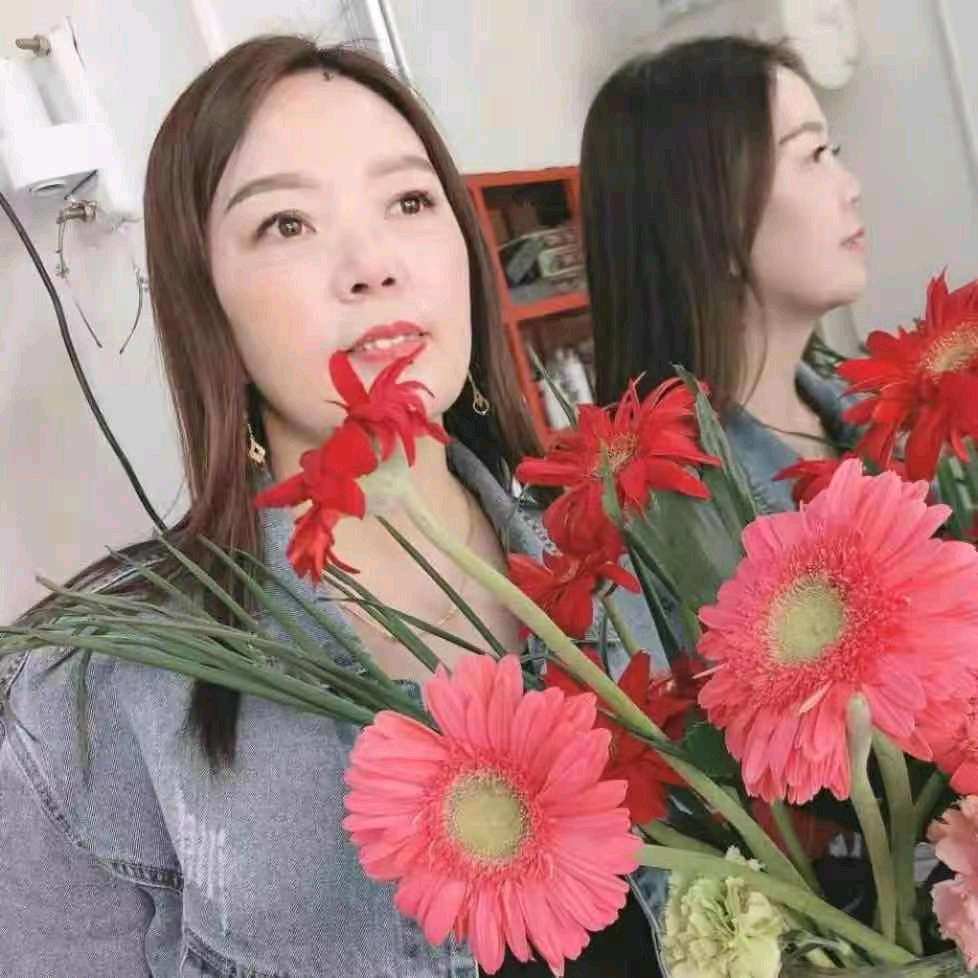 剪艺人生（刘三姐）