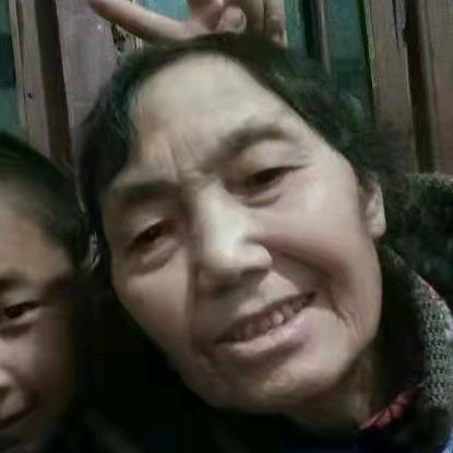 杨学芬