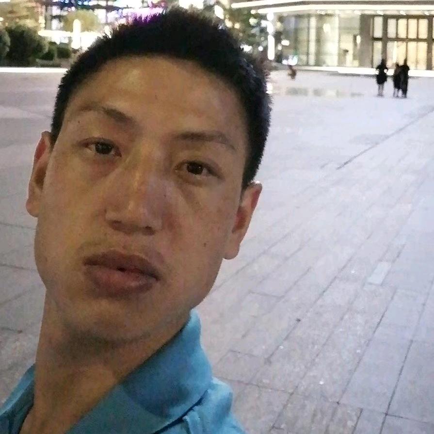 何益江