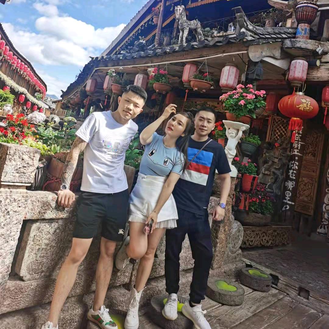 成都景原乡餐饮管理有限公司