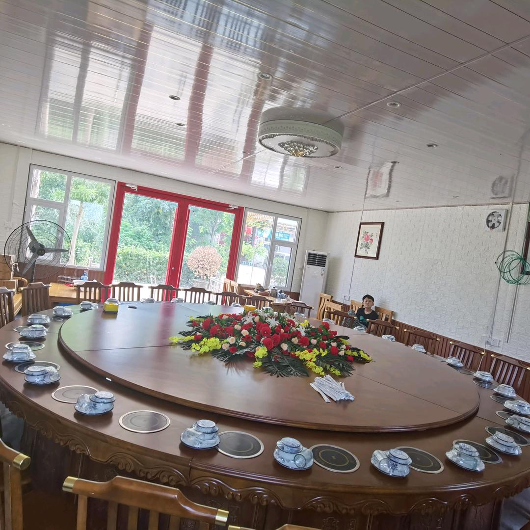 冠县范寨镇刘国庄村饭店(生鲜鲜餐厅)