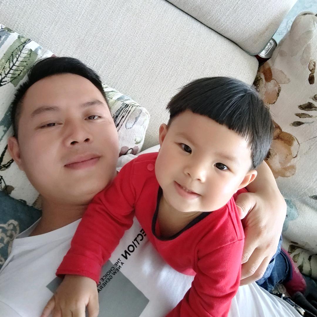 赠人玫瑰，手留余香