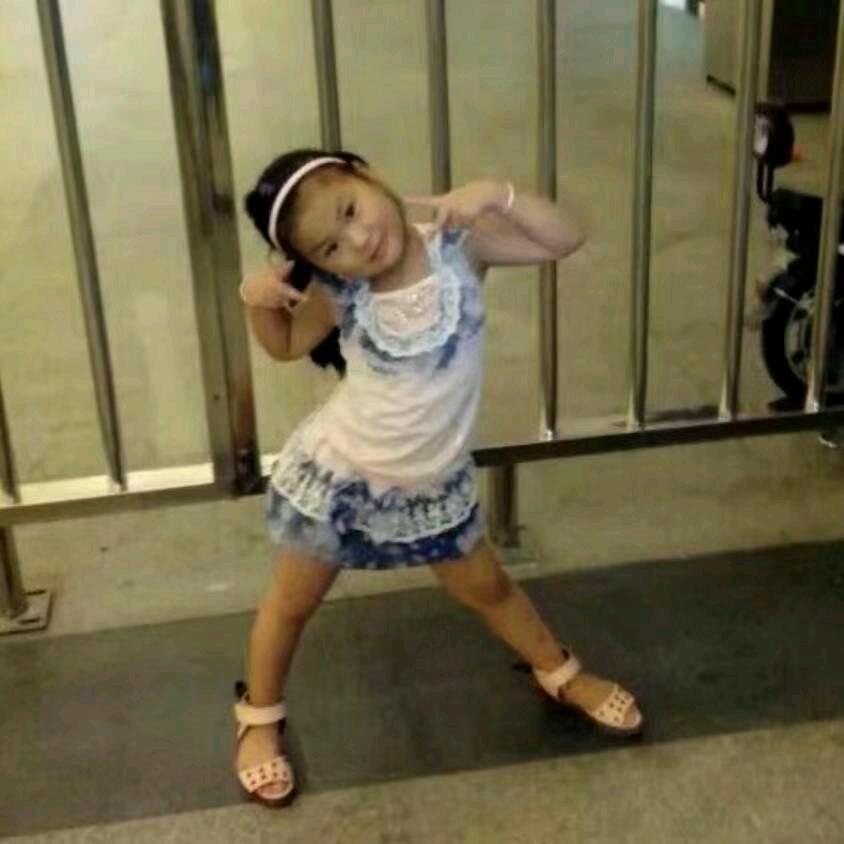 毛毛奶奶.