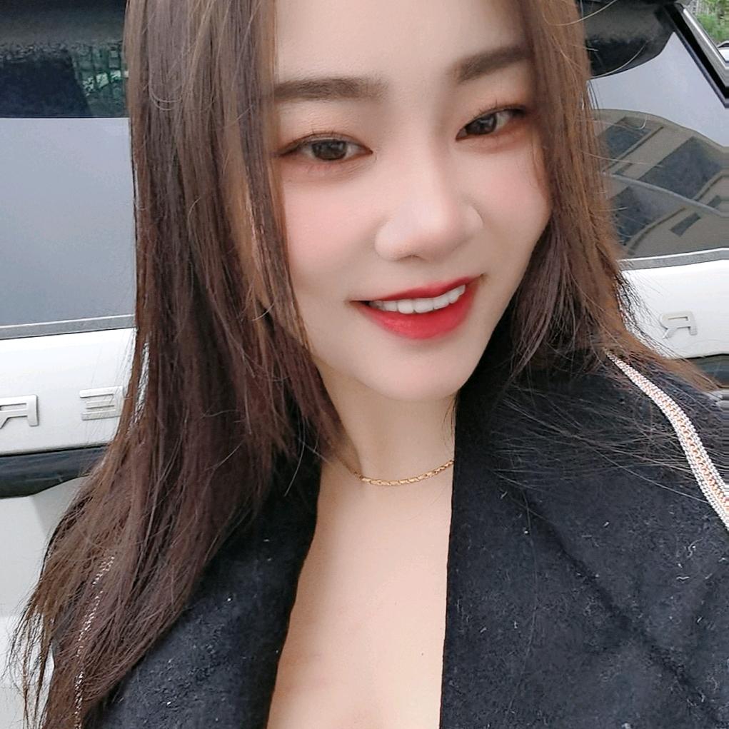 丰满少妇