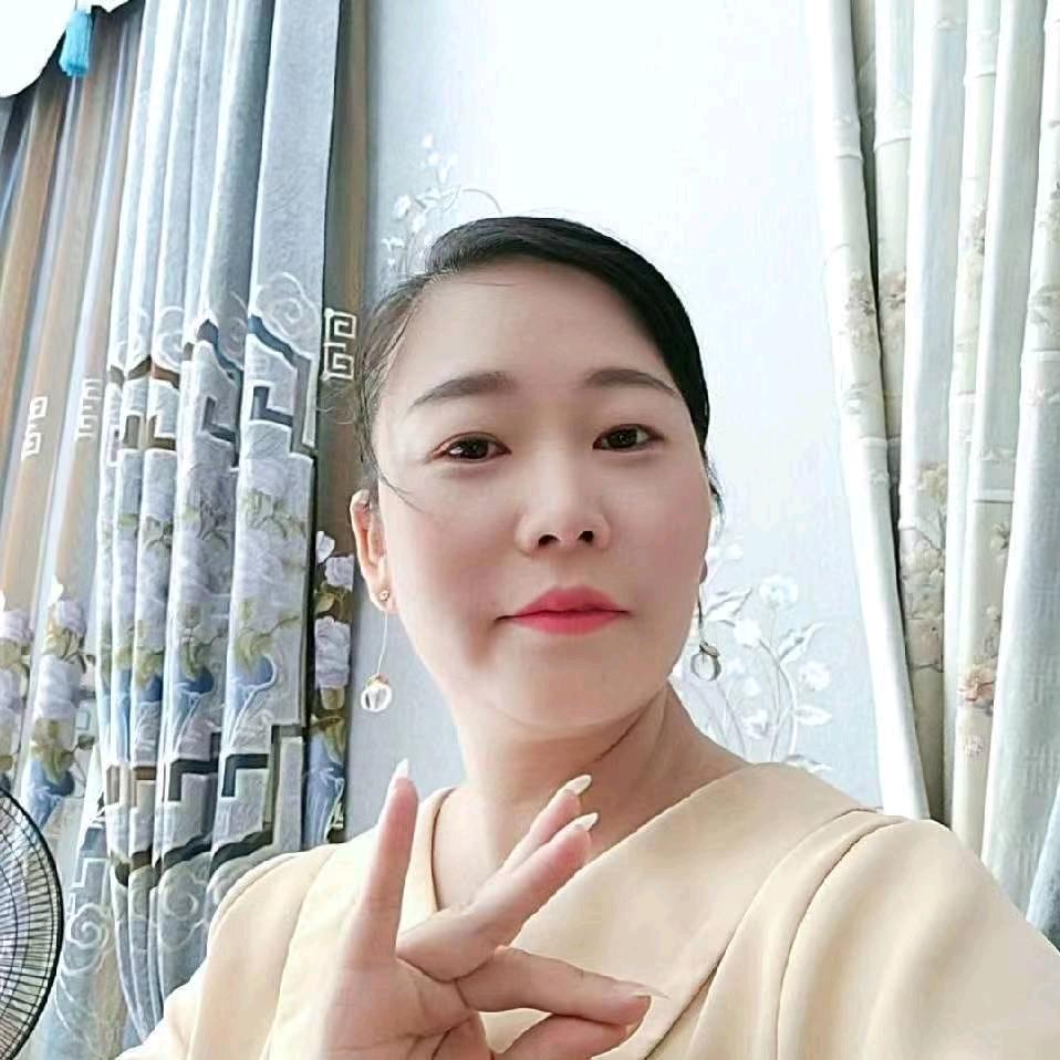 兴国德尔地板&欣雅布艺洪起凤