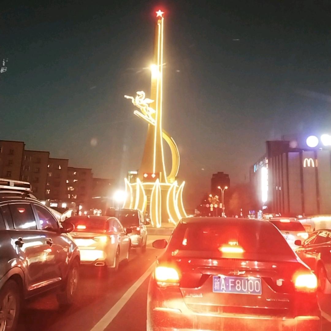 ꧁꫞ঞོ꧔ꦿ幸福꫞꧂