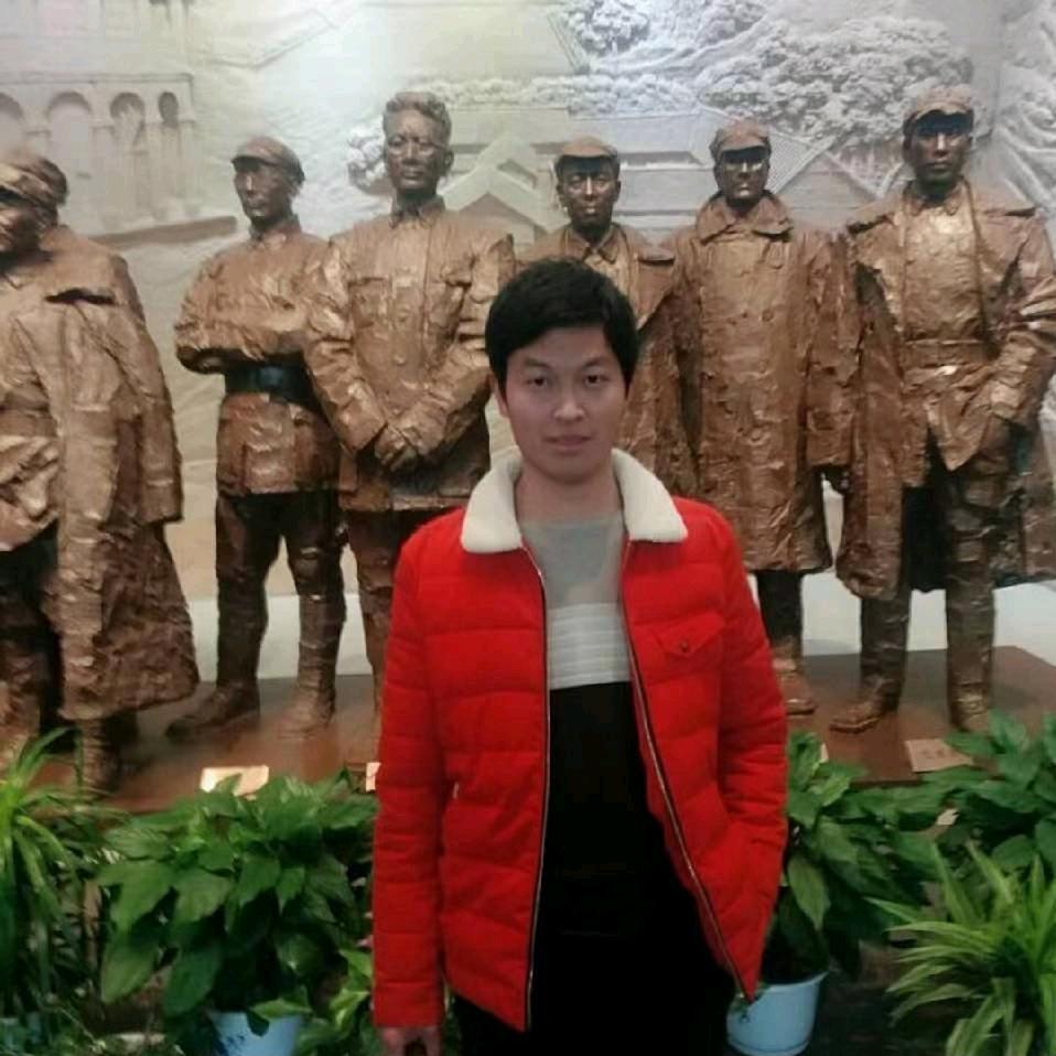 钱是人的胆，没钱就没胆