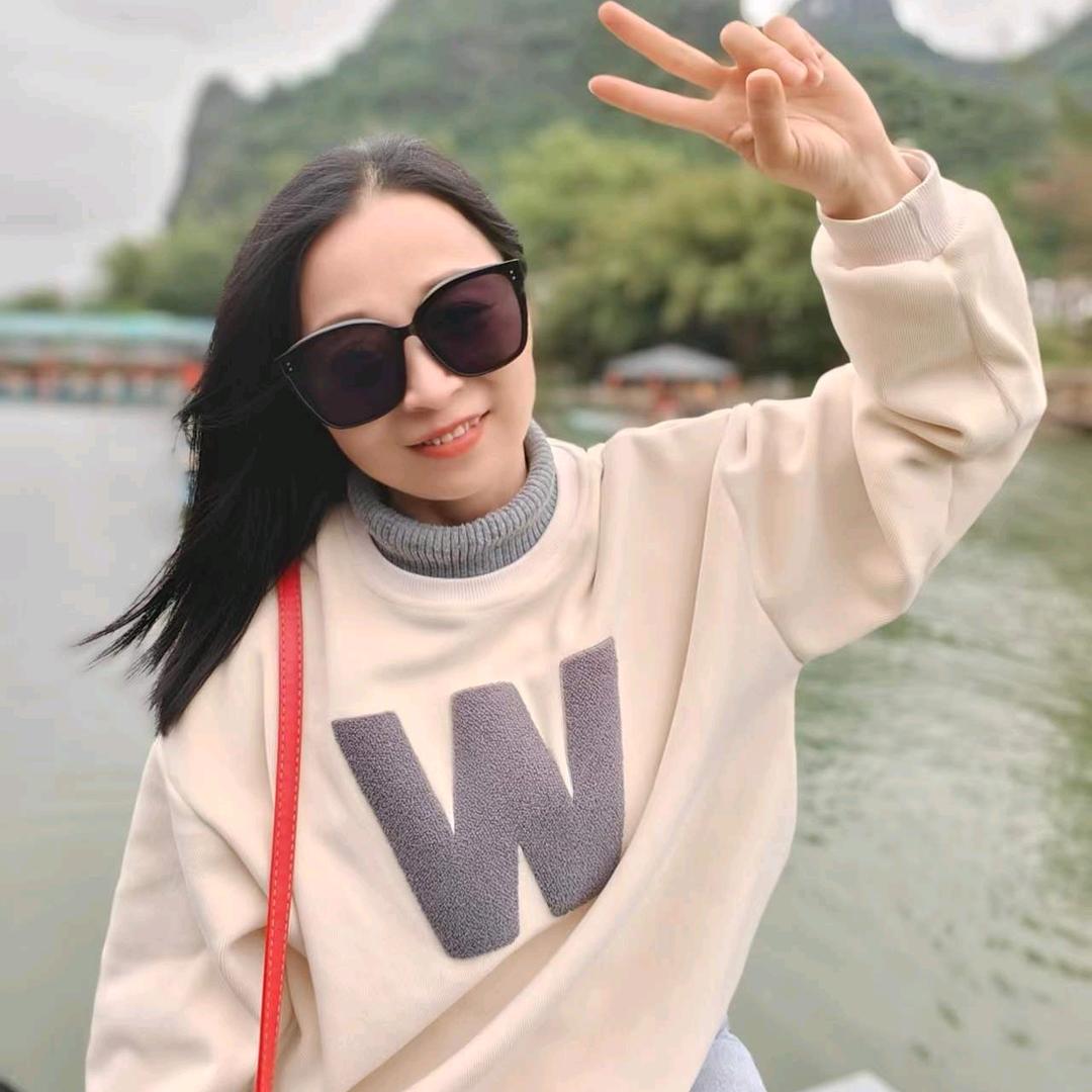 幸运草、悄然萌芽