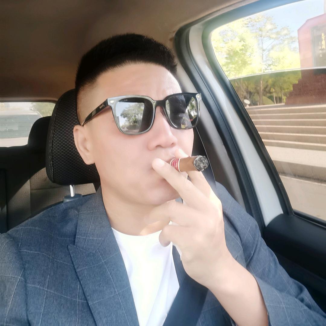 强者意坚，弱者认命