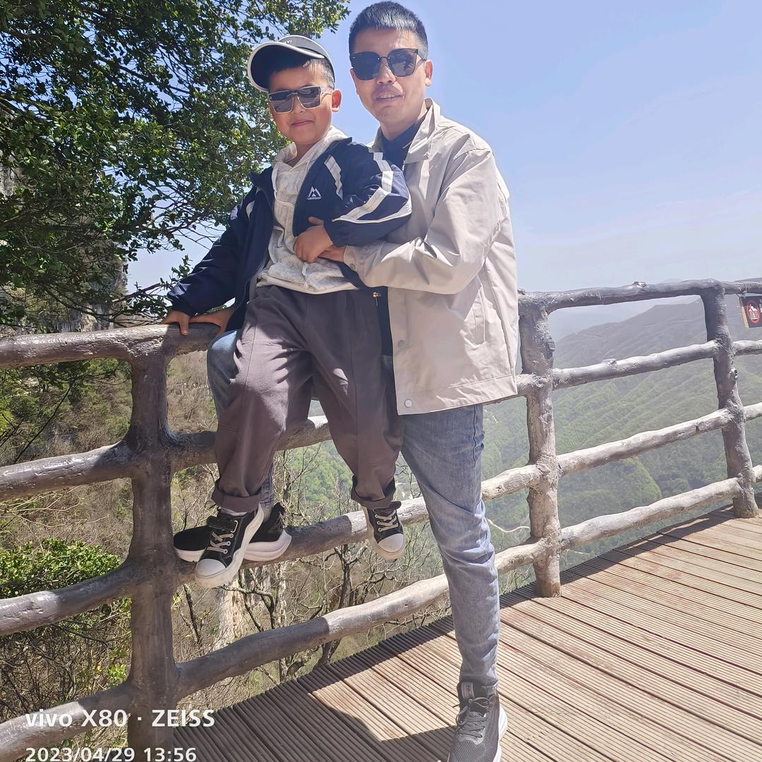 李同学🧑‍🧒‍🧒
