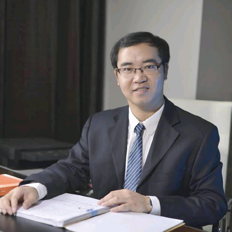 温辉律师