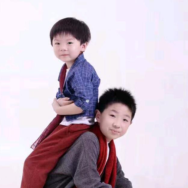 英子
