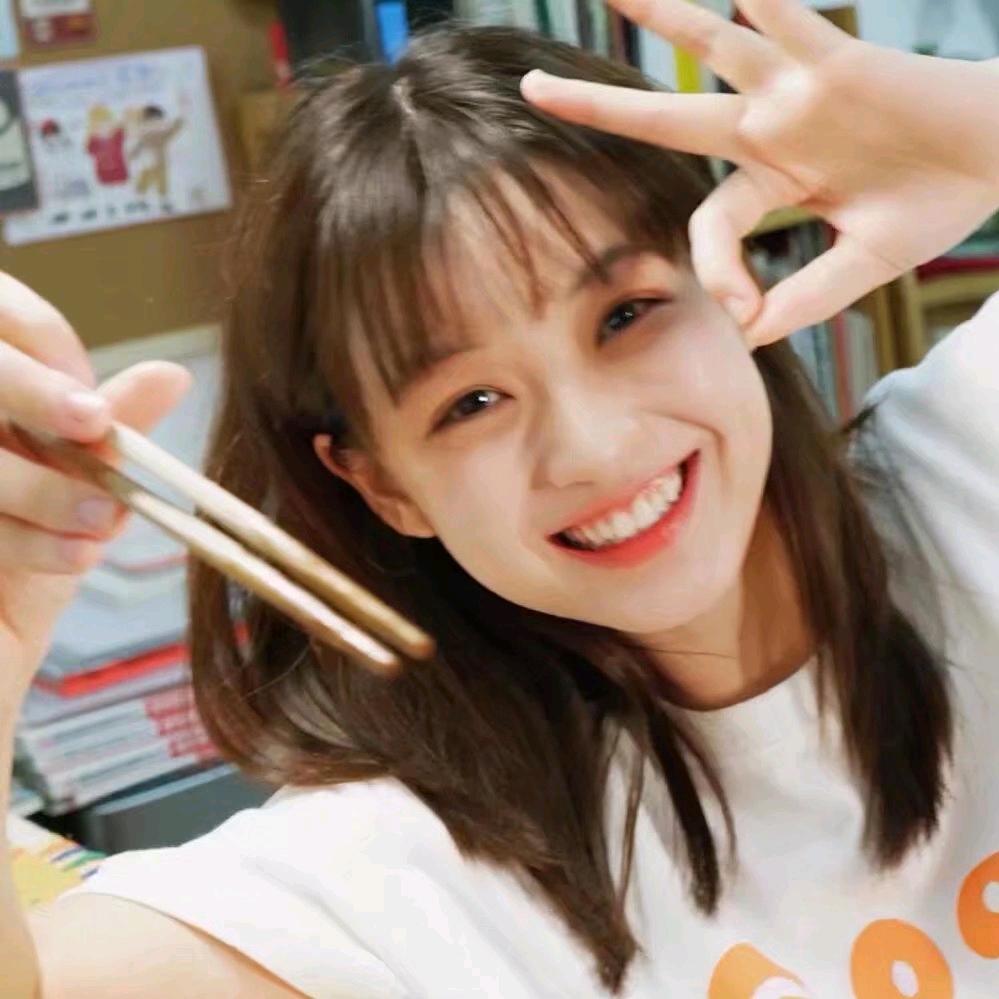 叮当猫_彩鳞