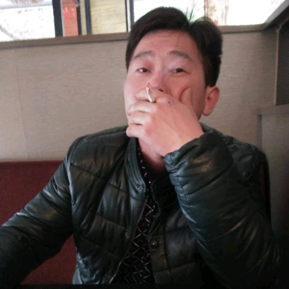四哥。