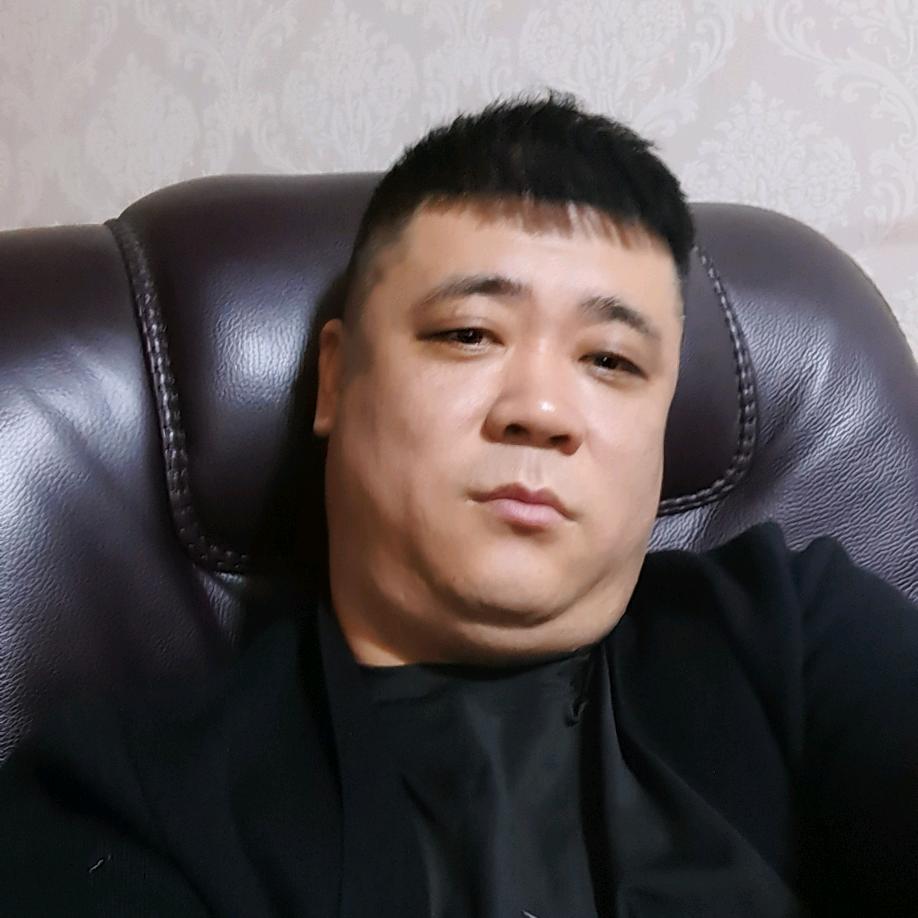 李小