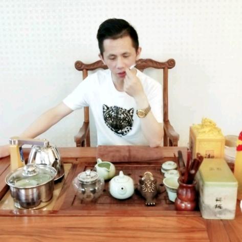 照亮一座城