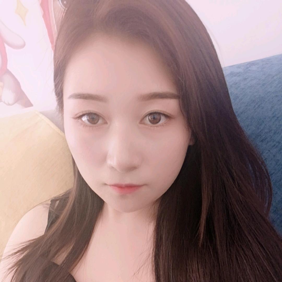 莫然