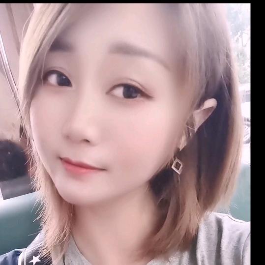 快乐的肥肥