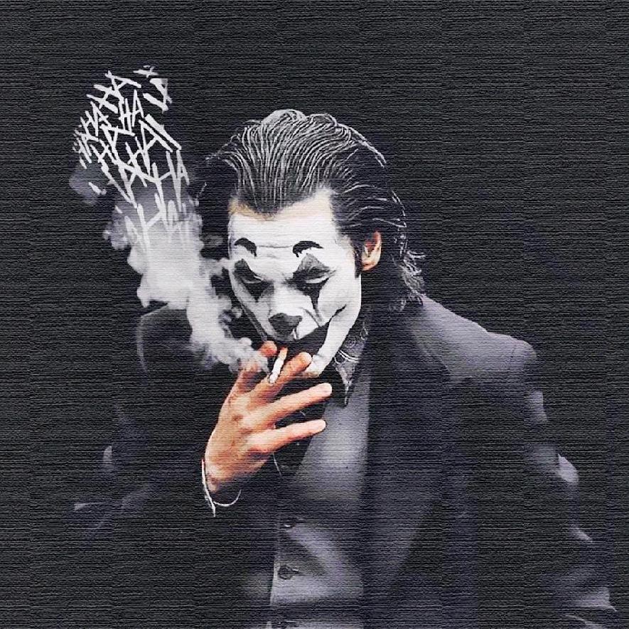 很隐蔽的青年