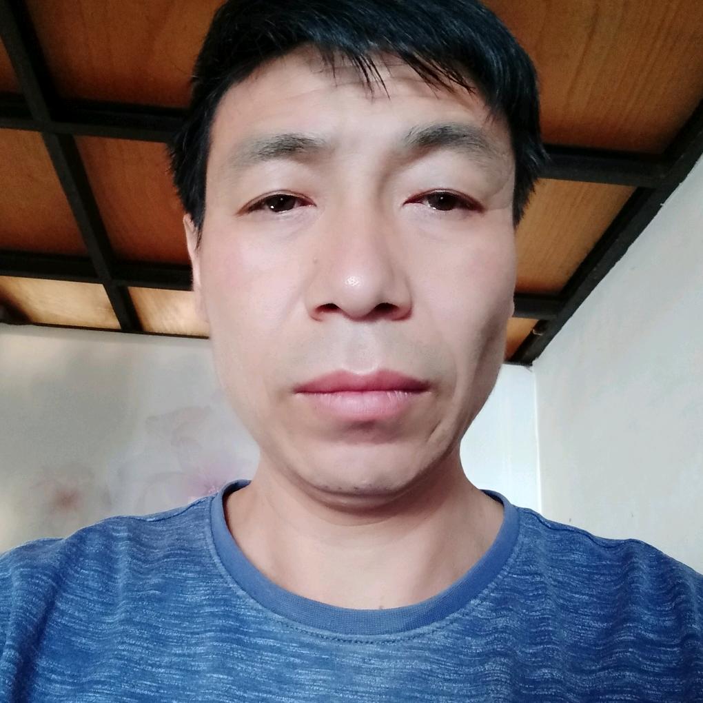 鹏龙建筑机械租赁站