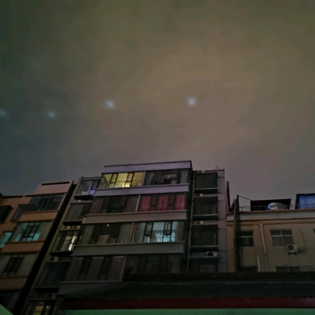 清风伴酒自逍遥