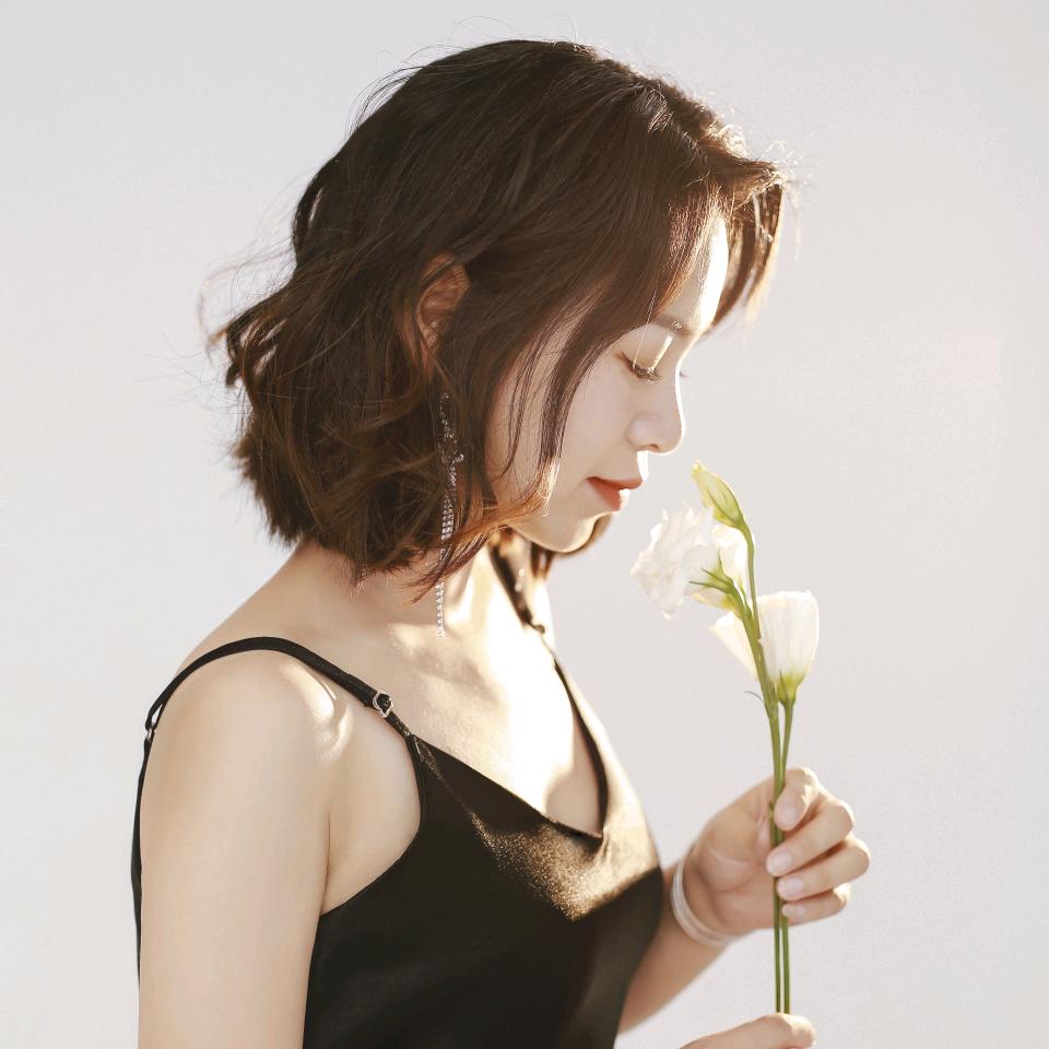 芳芳@
