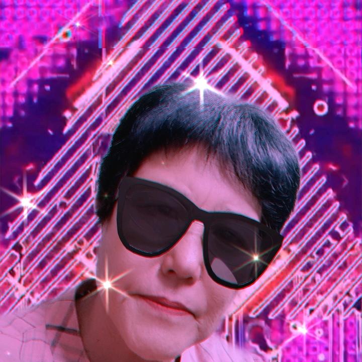 荣姐爱唱歌🎤