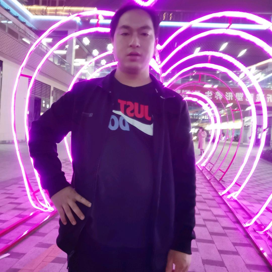 肖俊