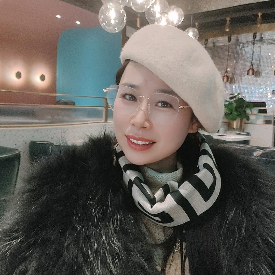 芳芳小姐打卡记