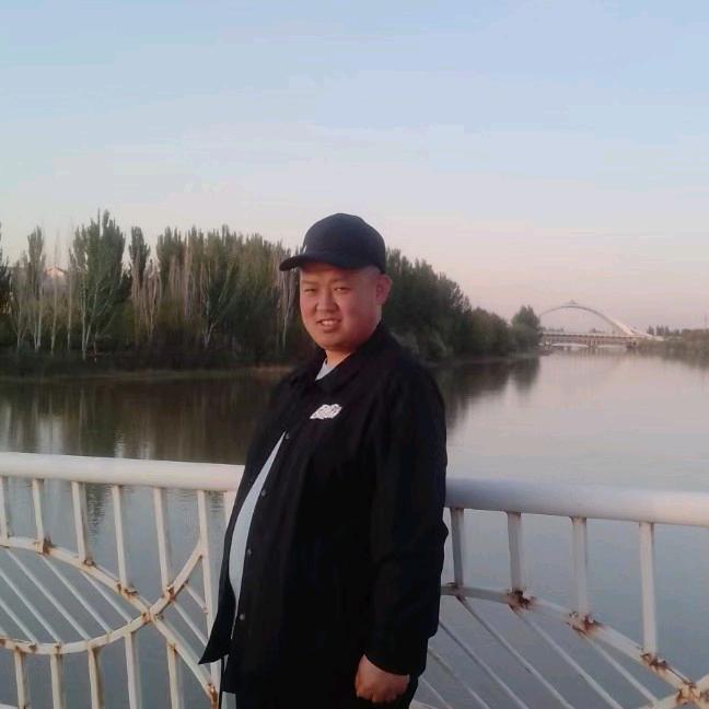 快乐的男孩刘总霸气