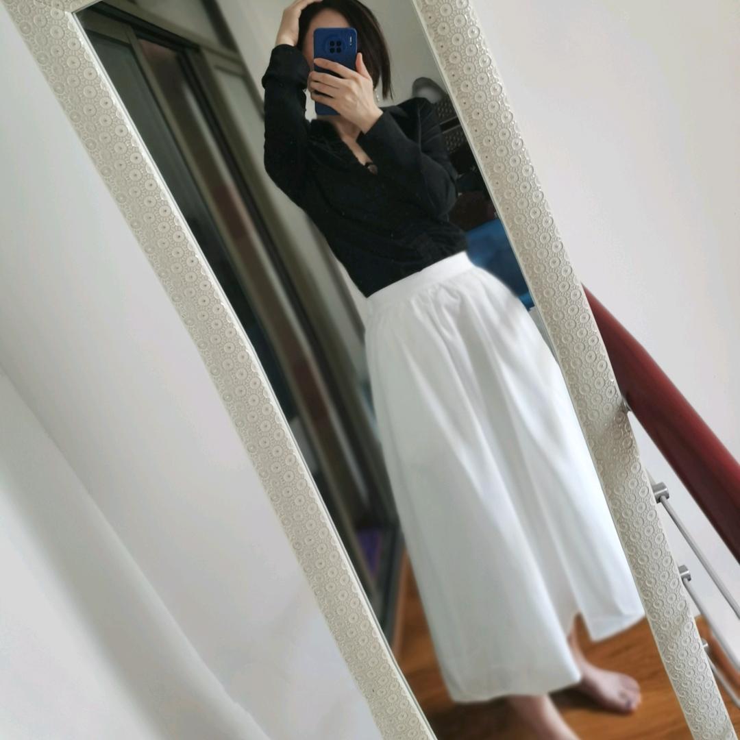 孙小姐服装服饰