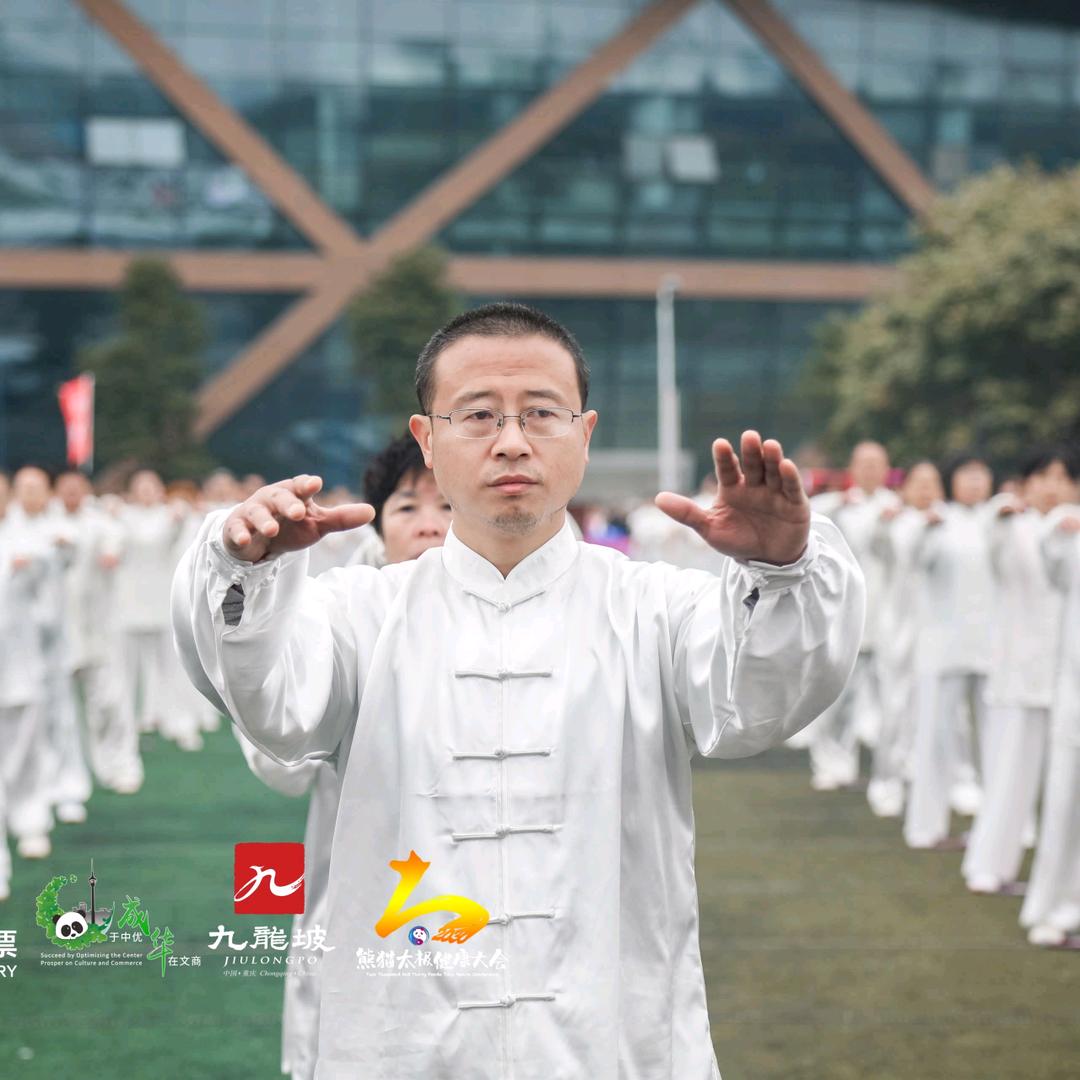 太极狂人—洪波