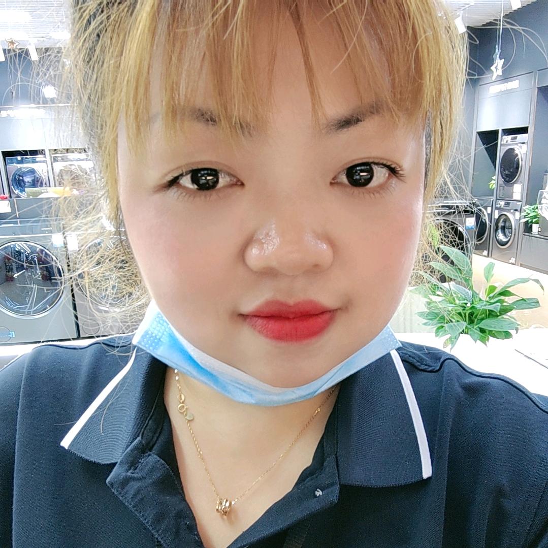 成都圣大洗衣达人张姐