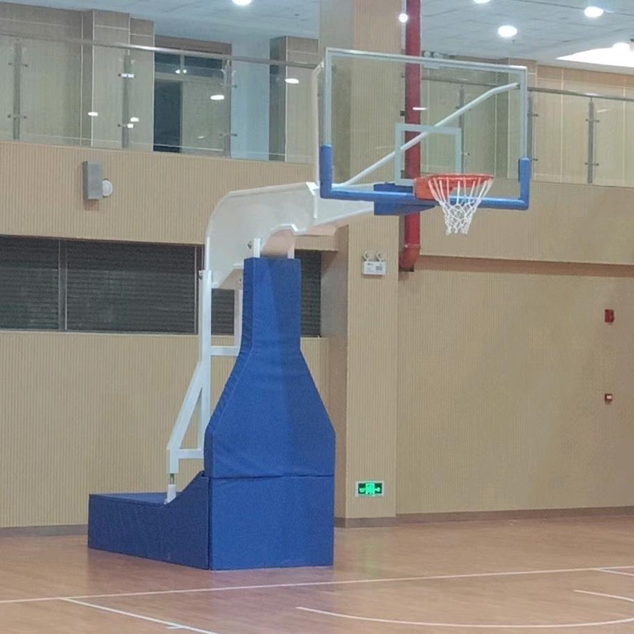 塑胶跑道材料体育器材生产厂家