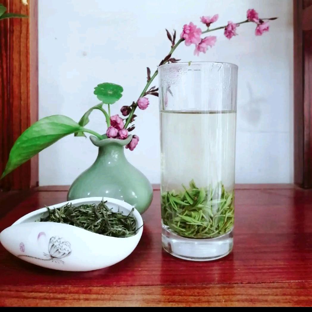 清茶一杯